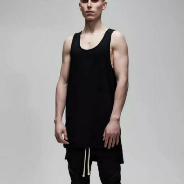 FEAR OF GOD(フィアオブゴッド)の2色セット FW17 FOG ESSENTIALS TANK TOP    メンズのトップス(タンクトップ)の商品写真