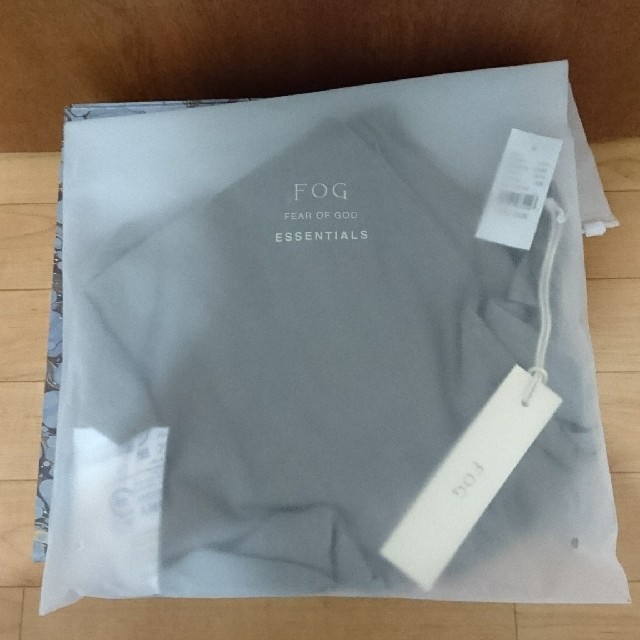 FEAR OF GOD(フィアオブゴッド)の2色セット FW17 FOG ESSENTIALS TANK TOP    メンズのトップス(タンクトップ)の商品写真