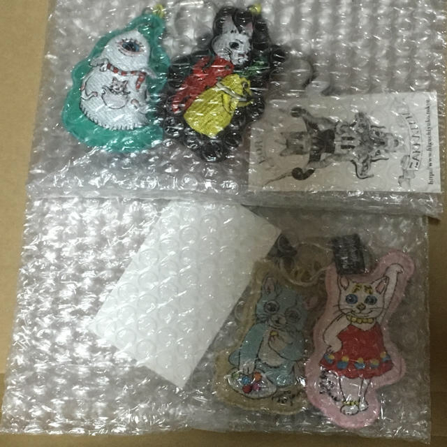 新品 ヒグチユウコ 展 CIRCUS刺繍キーホルダー ひとつめ 小春 ニャンコ他