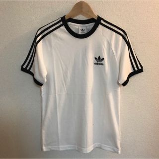 アディダス(adidas)のしゅんと様専用 黒M 白L 2枚セット(Tシャツ/カットソー(半袖/袖なし))