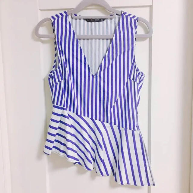 ZARA(ザラ)のZARA ペプラム ボーダー キャミ トップス レディースのトップス(カットソー(半袖/袖なし))の商品写真