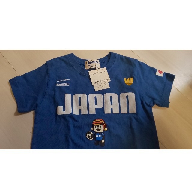 LAUNDRY(ランドリー)のlaundry サッカーJAPANTシャツ キッズ/ベビー/マタニティのキッズ服男の子用(90cm~)(Tシャツ/カットソー)の商品写真