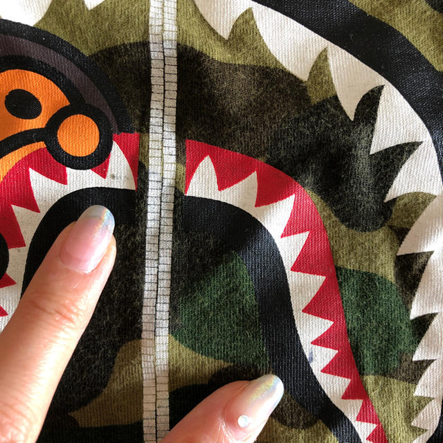 A BATHING APE(アベイシングエイプ)の【値下げ】BAPE KIDS Tシャツ 2枚✴︎XLARGEお好きな方にも キッズ/ベビー/マタニティのキッズ服男の子用(90cm~)(Tシャツ/カットソー)の商品写真