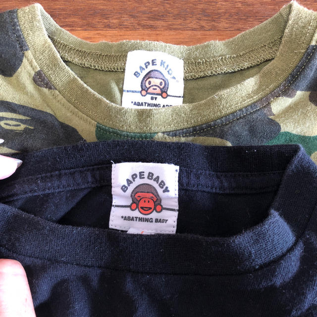 A BATHING APE(アベイシングエイプ)の【値下げ】BAPE KIDS Tシャツ 2枚✴︎XLARGEお好きな方にも キッズ/ベビー/マタニティのキッズ服男の子用(90cm~)(Tシャツ/カットソー)の商品写真