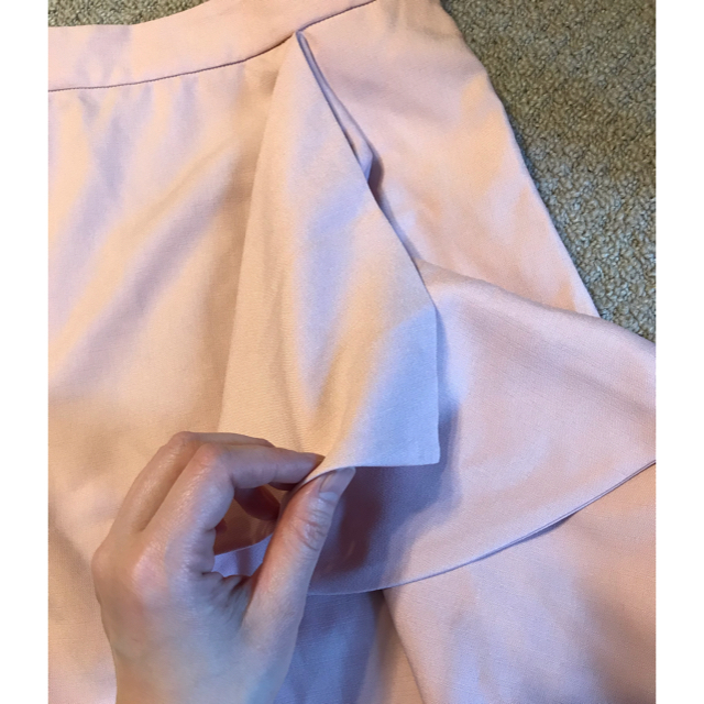 eimy istoire(エイミーイストワール)の新品・未使用・タグ付き！エイミーイストワール☆ラッフルタイトスカート レディースのスカート(ひざ丈スカート)の商品写真