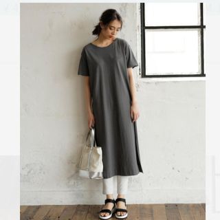 プラステ(PLST)のPLST ロングTシャツ ワンピース(ロングワンピース/マキシワンピース)