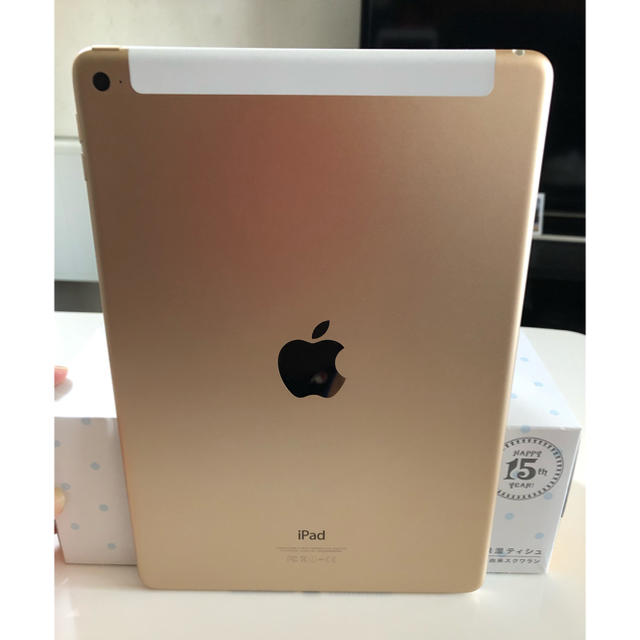 iPadAir2 ゴールド Wi-Fi＋Cellular 16GB