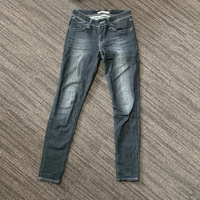 Levi's(リーバイス)のLevi's 711SKINNY 24 レディースのパンツ(スキニーパンツ)の商品写真