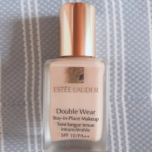 Estee Lauder(エスティローダー)のエスティーローダー ダブルウェアファンデーション コスメ/美容のベースメイク/化粧品(ファンデーション)の商品写真