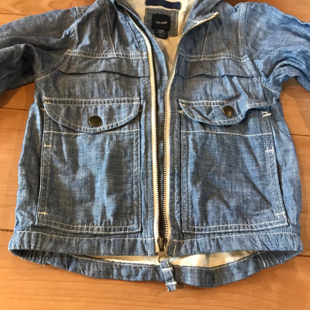 babyGAP(ベビーギャップ)のgap    デニムアウター キッズ/ベビー/マタニティのベビー服(~85cm)(ジャケット/コート)の商品写真