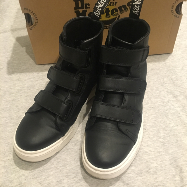 Dr.Martens - ドクターマーチン ハイカットベルクロスニーカー TALIB STRAP BOOTの通販 by よっぷ's shop｜ドクターマーチンならラクマ