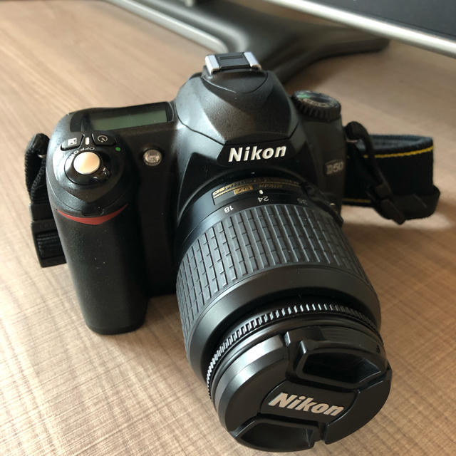 Nikonデジタル一眼レフカメラ 1