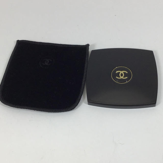 CHANEL(シャネル)のシャネル 携帯用ミラー 片面 ☆美品☆ 6.7cm 手鏡 CHANEL レディースのファッション小物(ミラー)の商品写真