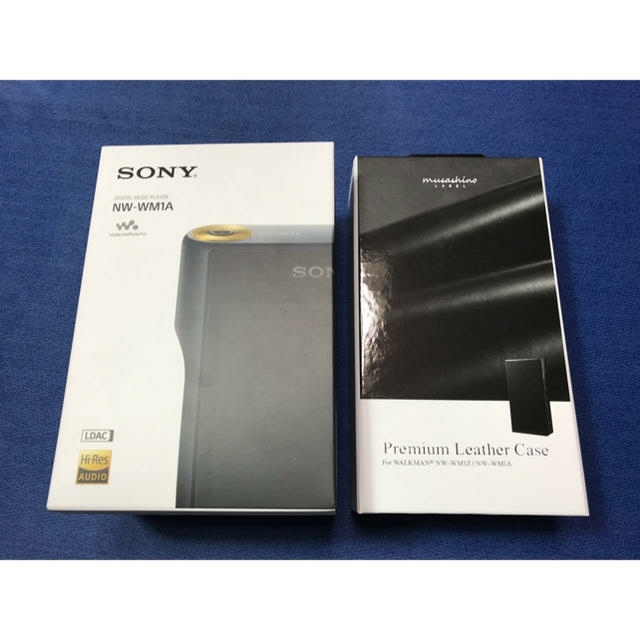 WALKMAN(ウォークマン)のqtaro様専用 NW-WM1A ケース付き 中古品 美品  スマホ/家電/カメラのオーディオ機器(ポータブルプレーヤー)の商品写真