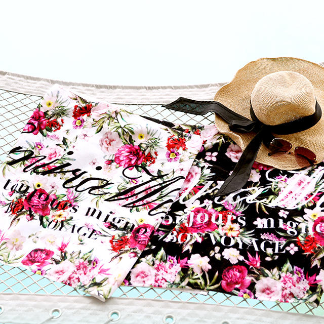 EmiriaWiz(エミリアウィズ)のボタニカル柄 ビーチタオル ホワイト レディースの水着/浴衣(その他)の商品写真