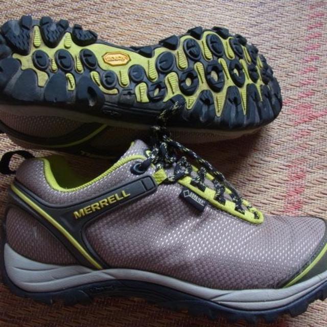 MERRELL(メレル)のMERRELL　トレッキングシューズ スポーツ/アウトドアのアウトドア(登山用品)の商品写真