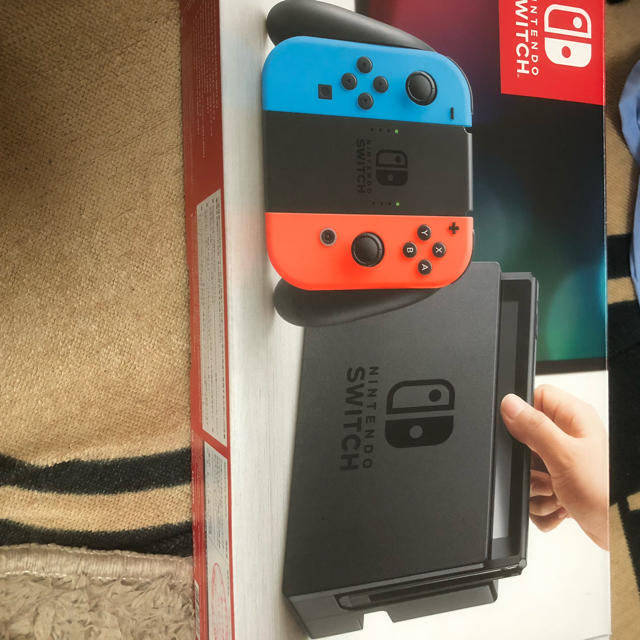 Nintendo Switch - 任天堂スイッチ本体の通販 by ゆうさん's shop｜ニンテンドースイッチならラクマ