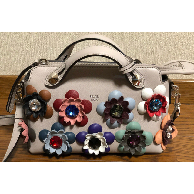 FENDI BY THE WAY バイザウェイ　ベージュ ビジュー保存袋その他注意事項