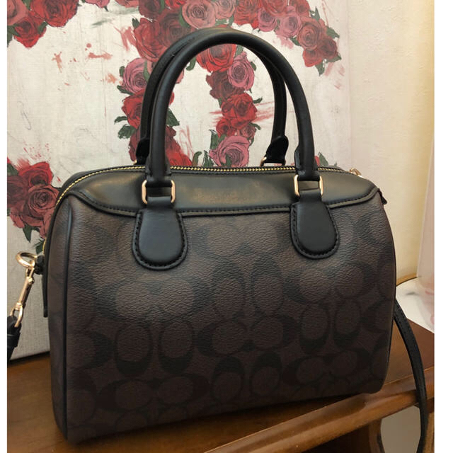 いブラウン COACH by めい's shop|コーチならラクマ - 超美品本物コーチ