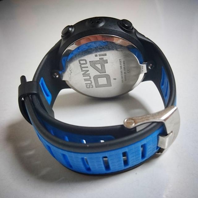 SUUNTO D4i (スントディーフォーアイ)　ダイコン メンズの時計(腕時計(デジタル))の商品写真