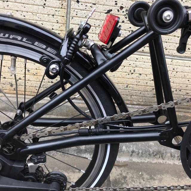 BROMPTON(ブロンプトン)のbrompton nickel black edition s2l x仕様 スポーツ/アウトドアの自転車(自転車本体)の商品写真