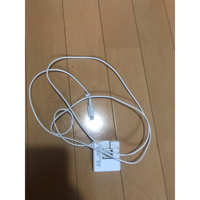 ニンテンドー3DS(ニンテンドー3DS)のNINTENDO DS 充電器 スマホ/家電/カメラのスマートフォン/携帯電話(バッテリー/充電器)の商品写真
