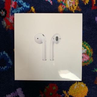 アップル(Apple)の【新品未開封】AirPods 2(ヘッドフォン/イヤフォン)