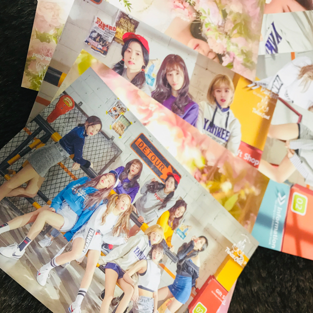 TWICE うちわ グッズの通販 by あーべーし's shop｜ラクマ