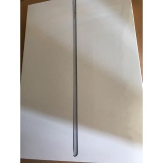 アップル(Apple)の新品 未開封 未使用 ipad air3  シルバー 64gb wifi(タブレット)
