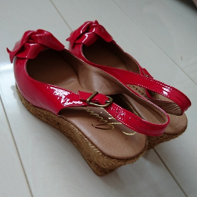 UGG(アグ)のウェッジソール サンダル レディースの靴/シューズ(サンダル)の商品写真