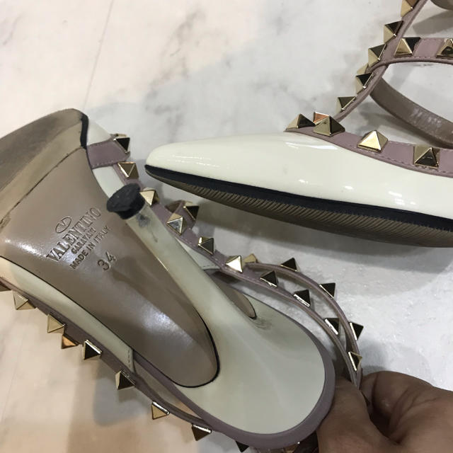 VALENTINO(ヴァレンティノ)のヴァレンティノ パンプス VALENTINO レディースの靴/シューズ(ハイヒール/パンプス)の商品写真