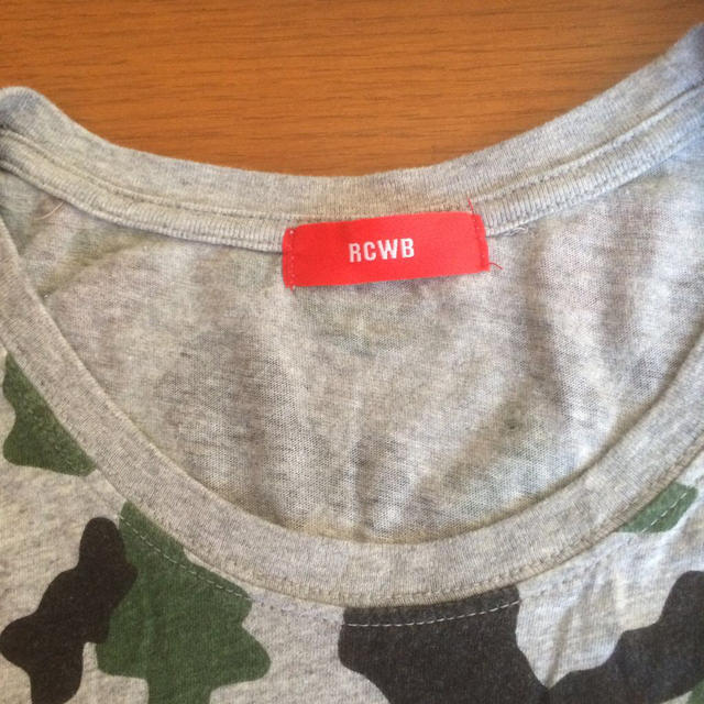 RODEO CROWNS(ロデオクラウンズ)のロデオTシャツ♡カモフラ レディースのトップス(Tシャツ(半袖/袖なし))の商品写真