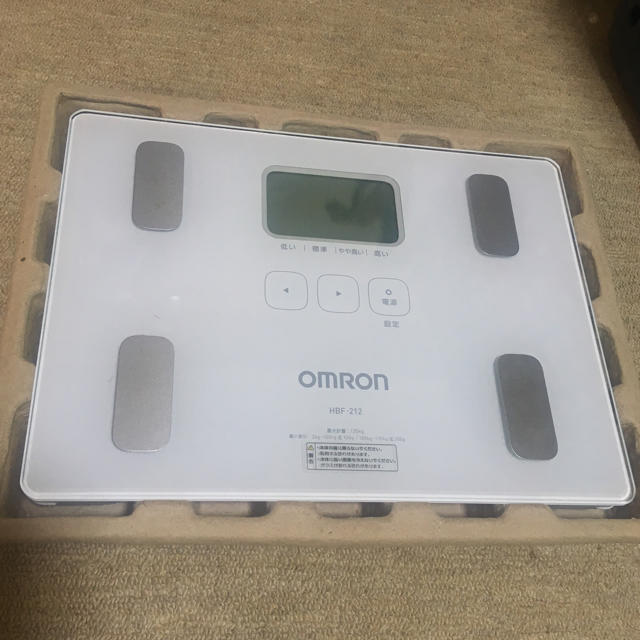 OMRON(オムロン)のオムロン 体重体組成計 スマホ/家電/カメラの美容/健康(体重計/体脂肪計)の商品写真