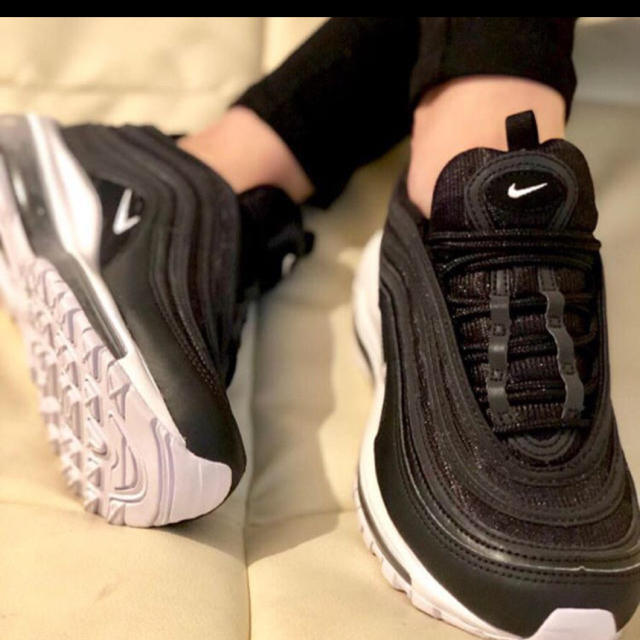 NIKE(ナイキ)の即完売 NIKE AIR MAX 97 ブラック/ホワイト 28 ナイキ メンズの靴/シューズ(スニーカー)の商品写真