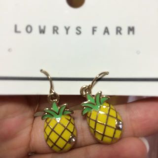 ローリーズファーム(LOWRYS FARM)のローリーズファーム ピアス 🍍(ピアス)