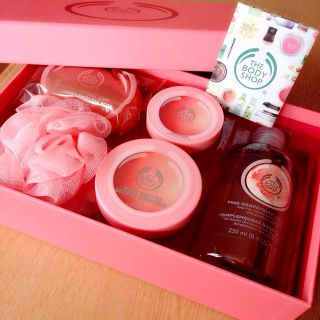 ザボディショップ(THE BODY SHOP)のありさ様専用(ボディクリーム)