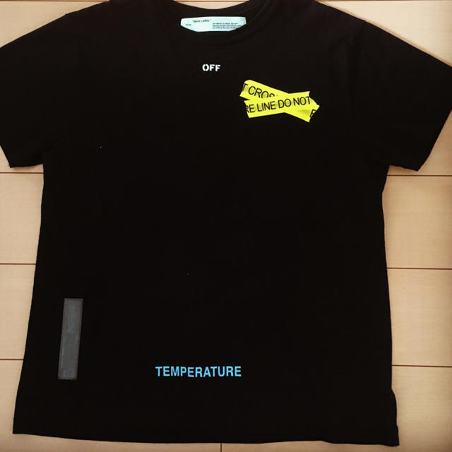 Off-White Tシャツ