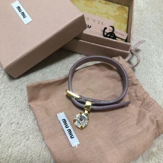 ミュウミュウ(miumiu)の最終価格 miumiu 大人気 ブレスレット(ブレスレット/バングル)