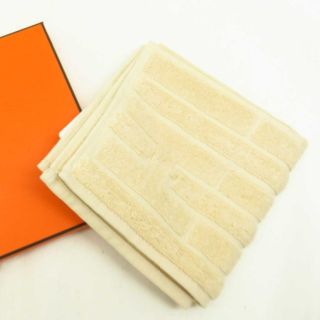 エルメス(Hermes)の新品★エルメス H柄 ラビリンス ハンドタオル ハンカチ  ナチュラル(ハンカチ)