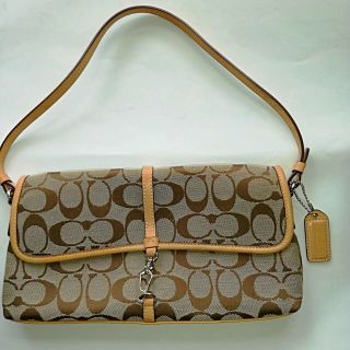 コーチ(COACH)の［新品！！] コーチ シグネチャー ショルダーバッグ ベージュ(ハンドバッグ)