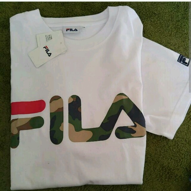 FILA(フィラ)の本日限定新品FILAカモフラビッグロゴT メンズのトップス(Tシャツ/カットソー(半袖/袖なし))の商品写真