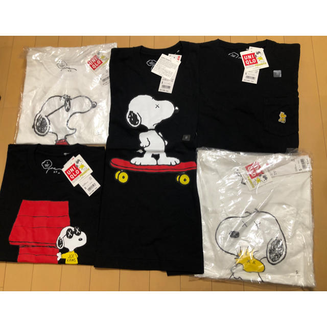 KAWS  スヌーピー UNIQLO カウズ Tシャツ 5枚セット ユニクロTシャツ/カットソー(半袖/袖なし)