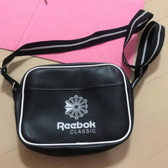 Reebok(リーボック)のReebok ショルダー レディースのバッグ(ショルダーバッグ)の商品写真