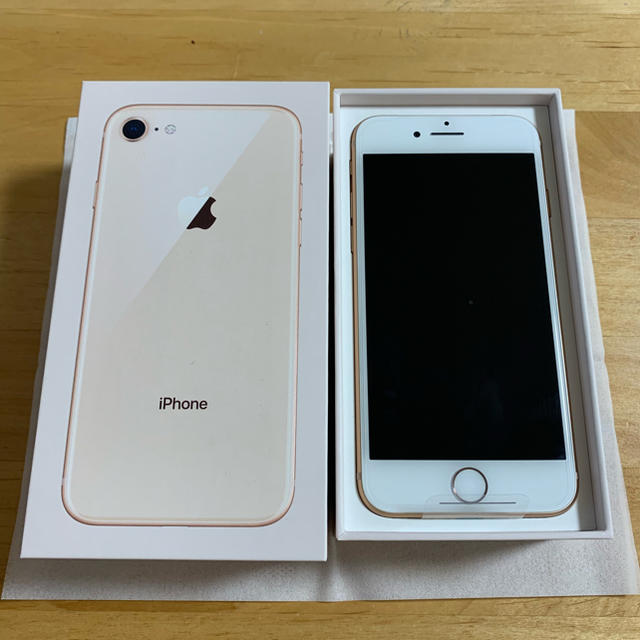 iPhone 8 ◯新品・未使用・SIMロック解除済み‼︎◯のサムネイル