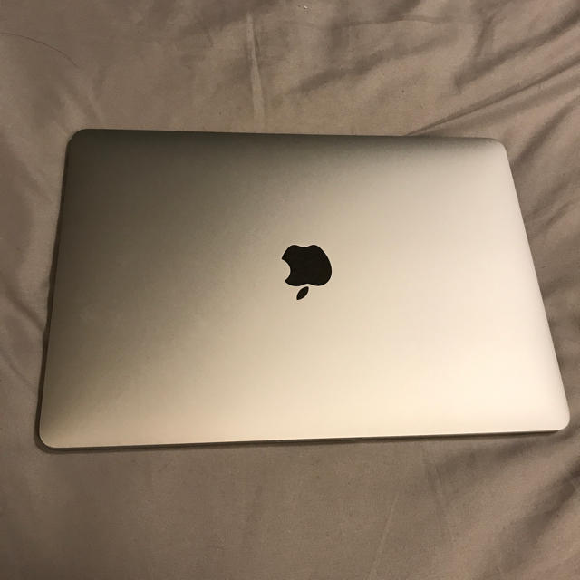 MacBook pro 2017 美品 13インチ シルバー