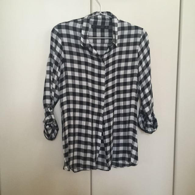 ZARA(ザラ)のZara シャツ レディースのトップス(Tシャツ(長袖/七分))の商品写真