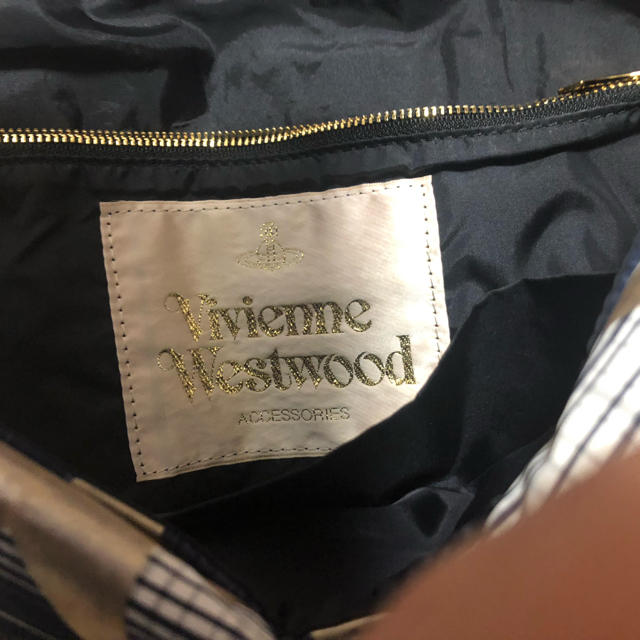 Vivienne Westwood(ヴィヴィアンウエストウッド)のヴィヴィアン ウエストウッド メッセンジャーバッグ レディースのバッグ(ショルダーバッグ)の商品写真