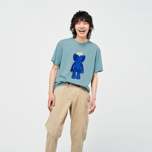 UNIQLO(ユニクロ)の新品 送込 UNIQLO×KAWS カウズ UT 53 GREEN L メンズのトップス(Tシャツ/カットソー(半袖/袖なし))の商品写真