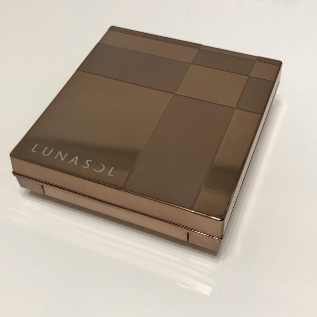 LUNASOL(ルナソル)のルナソル  フェースカラーコンパクト コスメ/美容のベースメイク/化粧品(フェイスカラー)の商品写真