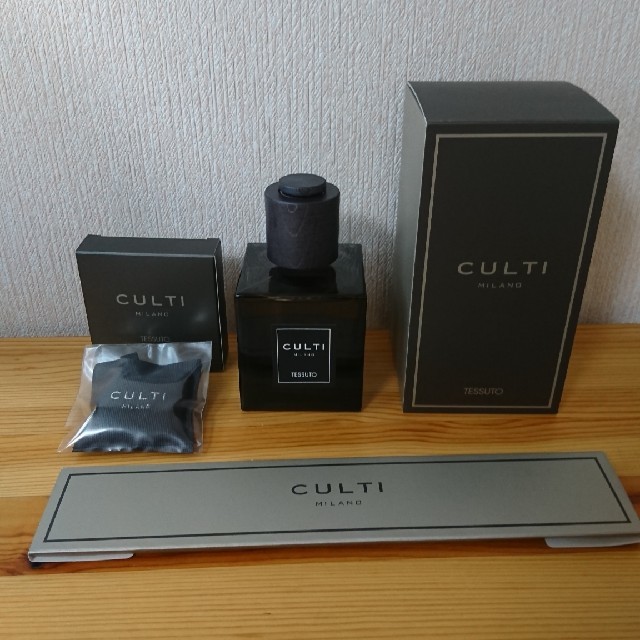 ACTUS(アクタス)のパール♪様 専用 CULTI  TESSUTO  250ml カーフレグランス コスメ/美容のリラクゼーション(アロマディフューザー)の商品写真